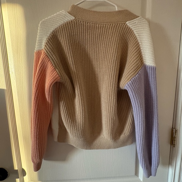 NWT GAP - Shaker Stitch V Neck Cardigan - Colorblock - Medium - Picture 2 of 5